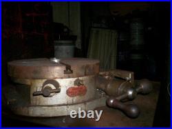 12 Universal rotary table