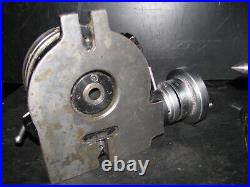 GRIZZLY 5 ROTARY TABLE w 3 4-JAW CHUCK w TAILSTOCK