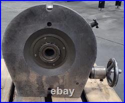 Universal Horizontal/Vertical Rotary Table with 8in 3-Jaw Chuck